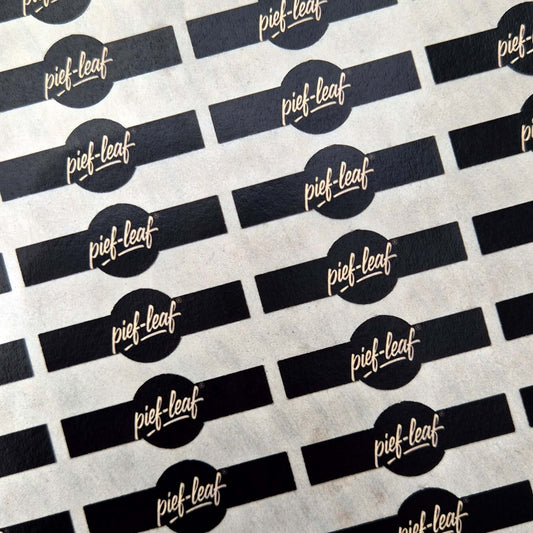 Pief-Leaf Glas-Tip Banderolen schwarz mit weißem Logo Produktfoto